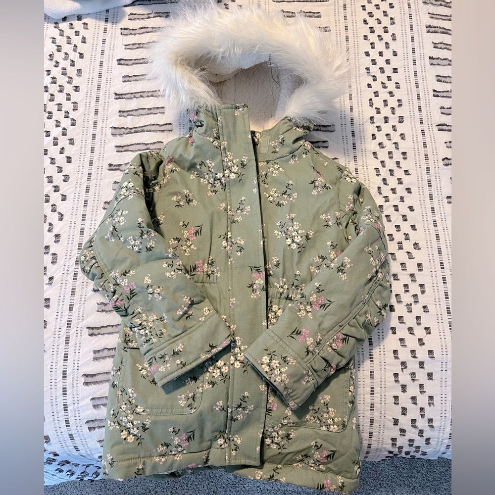 Bundle Children’s Place Size S (5/6) Winter Parka Jacket w/ Faux Fur Hood